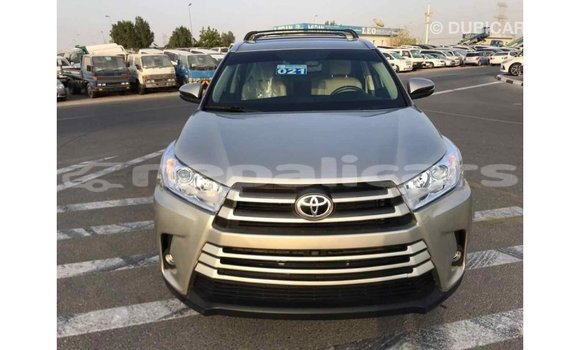 Buy Import Toyota Highlander Beige Car in Import - Dubai in Bagmati Buy Import Toyota Highlander Beige Car in Import - Dubai in Bagmati