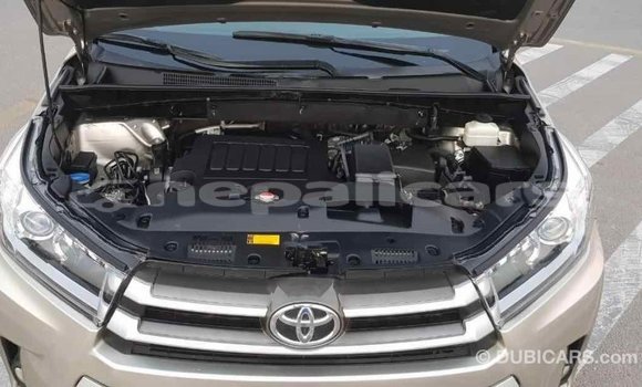 Buy Import Toyota Highlander Beige Car in Import - Dubai in Bagmati Buy Import Toyota Highlander Beige Car in Import - Dubai in Bagmati