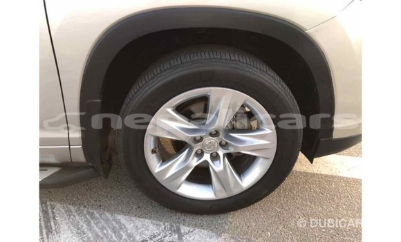 Buy Import Toyota Highlander Beige Car in Import - Dubai in Bagmati Buy Import Toyota Highlander Beige Car in Import - Dubai in Bagmati