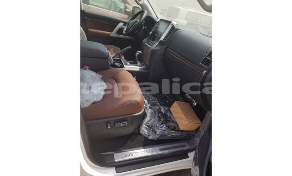 Buy Import Toyota Land Cruiser Brown Car in Import - Dubai in Bagmati Buy Import Toyota Land Cruiser Brown Car in Import - Dubai in Bagmati