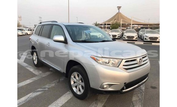 Buy Import Toyota Highlander Other Car in Import - Dubai in Bagmati Buy Import Toyota Highlander Other Car in Import - Dubai in Bagmati