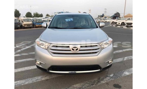 Buy Import Toyota Highlander Other Car in Import - Dubai in Bagmati Buy Import Toyota Highlander Other Car in Import - Dubai in Bagmati