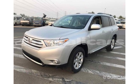Buy Import Toyota Highlander Other Car in Import - Dubai in Bagmati Buy Import Toyota Highlander Other Car in Import - Dubai in Bagmati