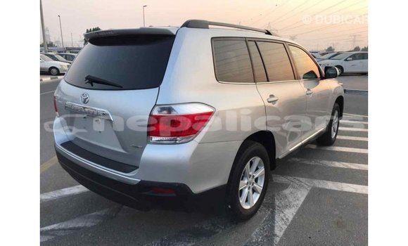 Buy Import Toyota Highlander Other Car in Import - Dubai in Bagmati Buy Import Toyota Highlander Other Car in Import - Dubai in Bagmati