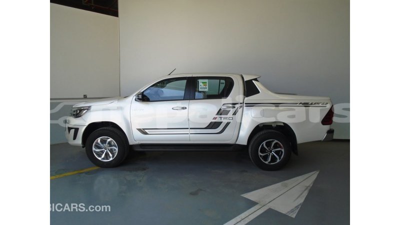 Big with watermark toyota hilux bagmati import dubai 1444