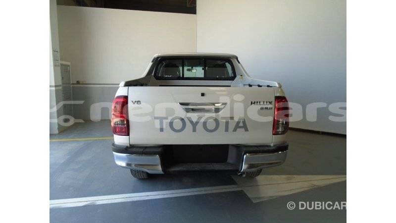 Big with watermark toyota hilux bagmati import dubai 1444