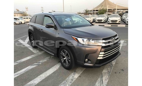Buy Import Toyota Highlander Other Car in Import - Dubai in Bagmati Buy Import Toyota Highlander Other Car in Import - Dubai in Bagmati