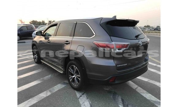 Buy Import Toyota Highlander Other Car in Import - Dubai in Bagmati Buy Import Toyota Highlander Other Car in Import - Dubai in Bagmati