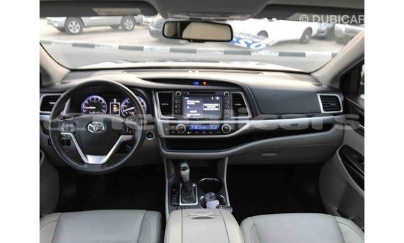 Buy Import Toyota Highlander Other Car in Import - Dubai in Bagmati Buy Import Toyota Highlander Other Car in Import - Dubai in Bagmati