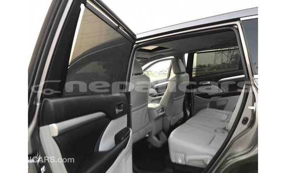 Buy Import Toyota Highlander Other Car in Import - Dubai in Bagmati Buy Import Toyota Highlander Other Car in Import - Dubai in Bagmati