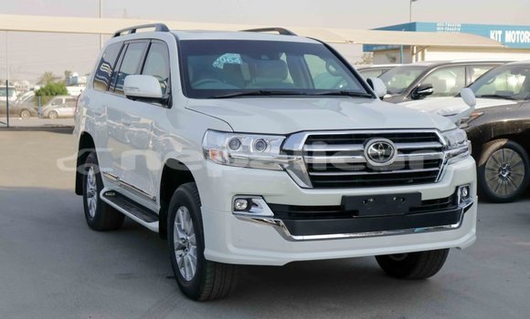 Buy Import Toyota Land Cruiser White Car in Import - Dubai in Bagmati Buy Import Toyota Land Cruiser White Car in Import - Dubai in Bagmati
