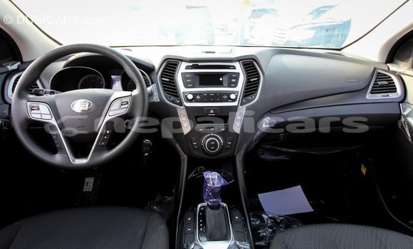 Buy Import Hyundai Santa Fe White Car in Import - Dubai in Bagmati Buy Import Hyundai Santa Fe White Car in Import - Dubai in Bagmati