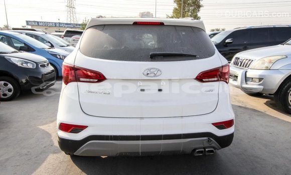 Buy Import Hyundai Santa Fe White Car in Import - Dubai in Bagmati Buy Import Hyundai Santa Fe White Car in Import - Dubai in Bagmati