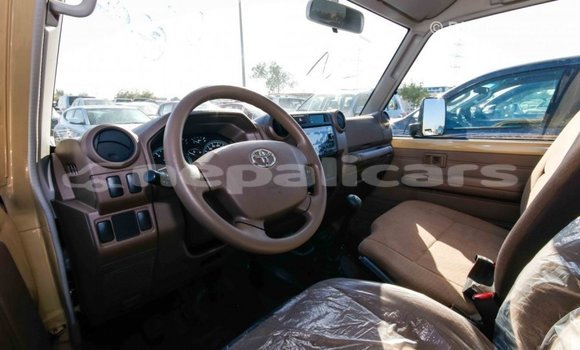 Buy Import Toyota Land Cruiser Beige Car in Import - Dubai in Bagmati Buy Import Toyota Land Cruiser Beige Car in Import - Dubai in Bagmati
