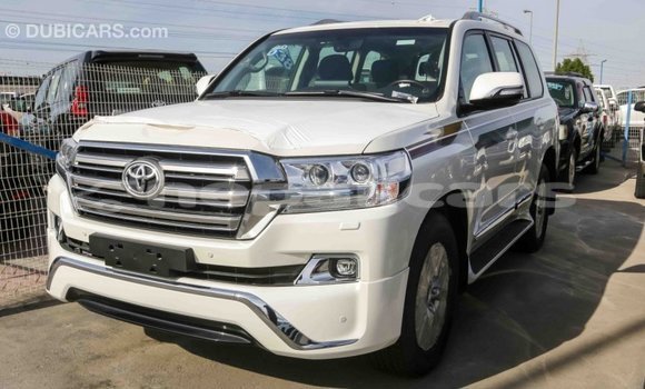 Buy Import Toyota Land Cruiser White Car in Import - Dubai in Bagmati Buy Import Toyota Land Cruiser White Car in Import - Dubai in Bagmati