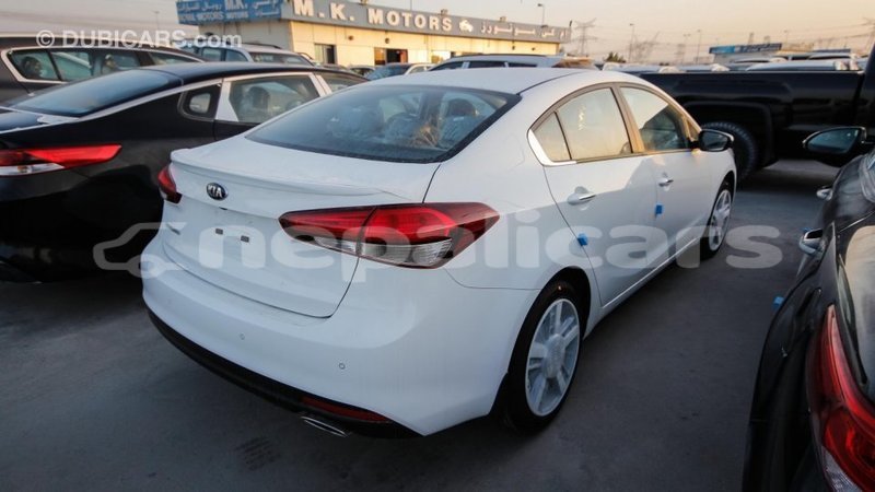 Big with watermark kia cerato bagmati import dubai 1505