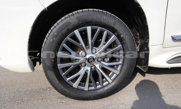 Buy Import Toyota Land Cruiser White Car in Import - Dubai in Bagmati Buy Import Toyota Land Cruiser White Car in Import - Dubai in Bagmati