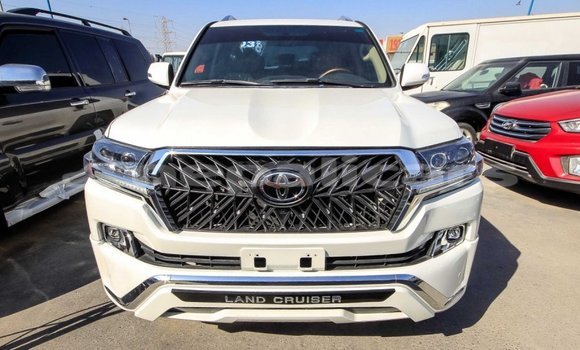 Buy Import Toyota Land Cruiser White Car in Import - Dubai in Bagmati Buy Import Toyota Land Cruiser White Car in Import - Dubai in Bagmati
