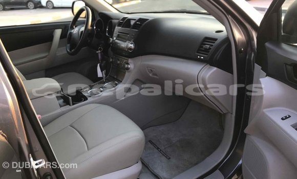 Buy Import Toyota Highlander Other Car in Import - Dubai in Bagmati Buy Import Toyota Highlander Other Car in Import - Dubai in Bagmati