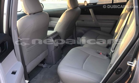 Buy Import Toyota Highlander Other Car in Import - Dubai in Bagmati Buy Import Toyota Highlander Other Car in Import - Dubai in Bagmati