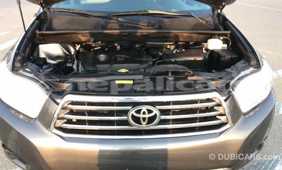 Buy Import Toyota Highlander Other Car in Import - Dubai in Bagmati Buy Import Toyota Highlander Other Car in Import - Dubai in Bagmati