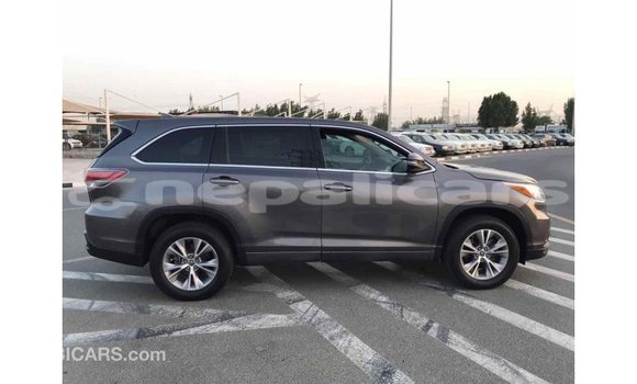 Buy Import Toyota Highlander Other Car in Import - Dubai in Bagmati Buy Import Toyota Highlander Other Car in Import - Dubai in Bagmati