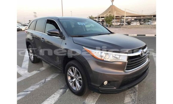 Buy Import Toyota Highlander Other Car in Import - Dubai in Bagmati Buy Import Toyota Highlander Other Car in Import - Dubai in Bagmati