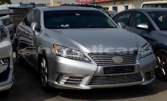 Buy Import Lexus ES Other Car in Import - Dubai in Bagmati Buy Import Lexus ES Other Car in Import - Dubai in Bagmati
