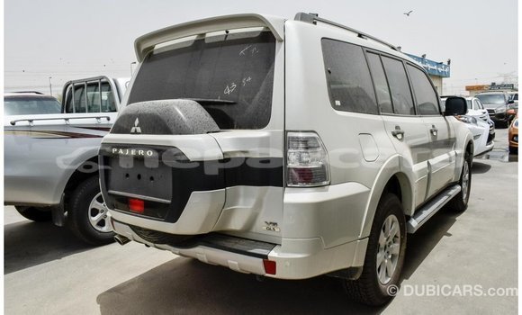 Buy Import Mitsubishi Pajero White Car in Import - Dubai in Bagmati Buy Import Mitsubishi Pajero White Car in Import - Dubai in Bagmati