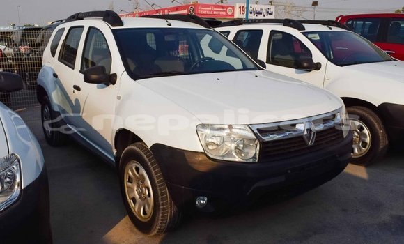 Buy Import Renault Duster White Car in Import - Dubai in Bagmati