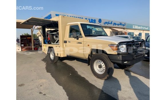 Buy Import Toyota Land Cruiser Beige Car in Import - Dubai in Bagmati Buy Import Toyota Land Cruiser Beige Car in Import - Dubai in Bagmati
