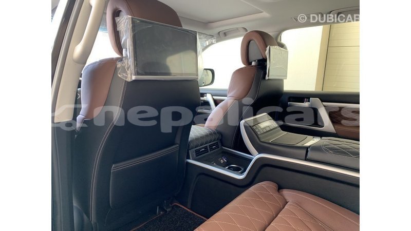 Big with watermark toyota land cruiser bagmati import dubai 1626