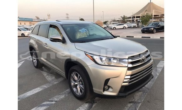 Buy Import Toyota Highlander Other Car in Import - Dubai in Bagmati Buy Import Toyota Highlander Other Car in Import - Dubai in Bagmati