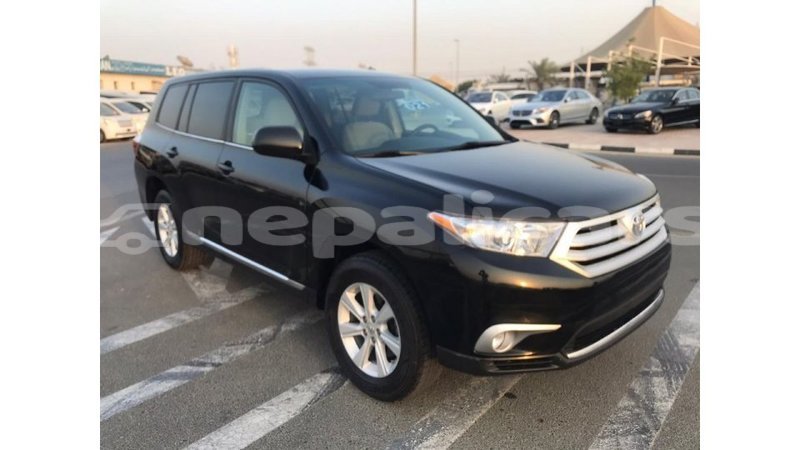Big with watermark toyota highlander bagmati import dubai 1662