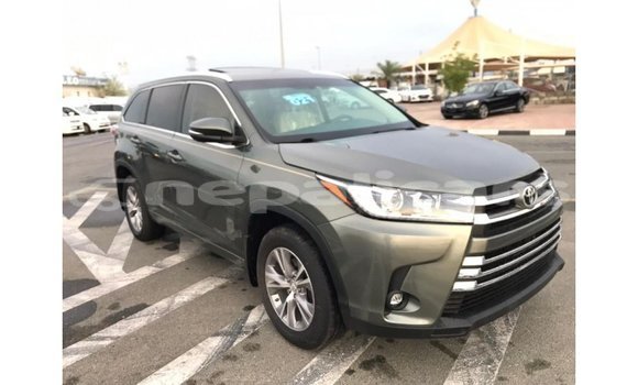 Buy Import Toyota Highlander Other Car in Import - Dubai in Bagmati Buy Import Toyota Highlander Other Car in Import - Dubai in Bagmati