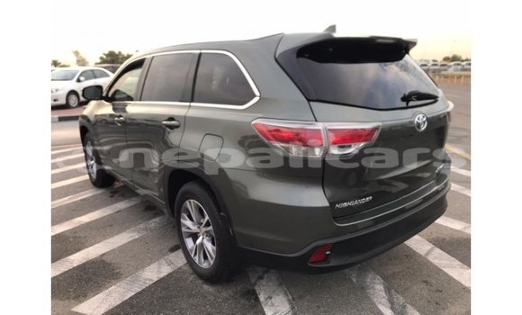 Buy Import Toyota Highlander Other Car in Import - Dubai in Bagmati Buy Import Toyota Highlander Other Car in Import - Dubai in Bagmati