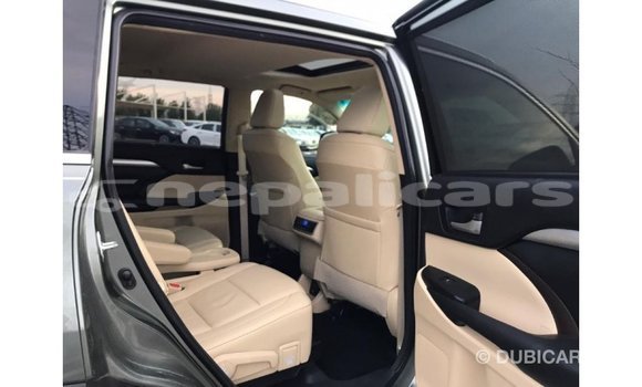 Buy Import Toyota Highlander Other Car in Import - Dubai in Bagmati Buy Import Toyota Highlander Other Car in Import - Dubai in Bagmati