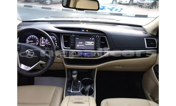 Buy Import Toyota Highlander Other Car in Import - Dubai in Bagmati Buy Import Toyota Highlander Other Car in Import - Dubai in Bagmati