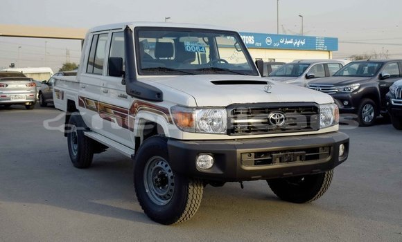 Buy Import Toyota Land Cruiser White Car in Import - Dubai in Bagmati Buy Import Toyota Land Cruiser White Car in Import - Dubai in Bagmati