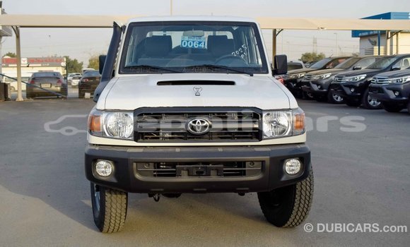 Buy Import Toyota Land Cruiser White Car in Import - Dubai in Bagmati Buy Import Toyota Land Cruiser White Car in Import - Dubai in Bagmati