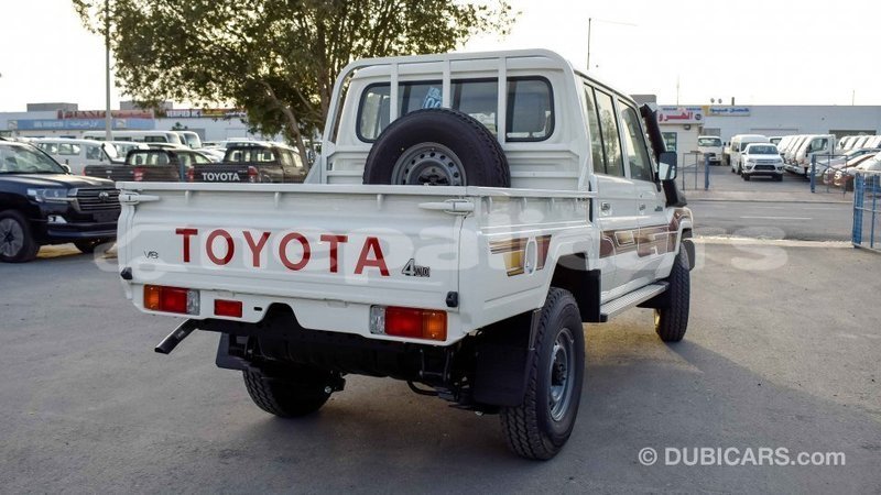 Big with watermark toyota land cruiser bagmati import dubai 1666