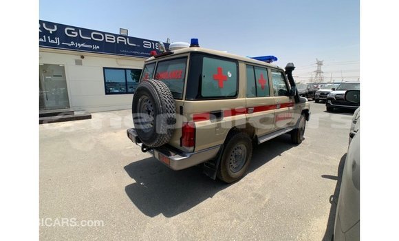 Buy Import Toyota Land Cruiser Beige Car in Import - Dubai in Bagmati Buy Import Toyota Land Cruiser Beige Car in Import - Dubai in Bagmati