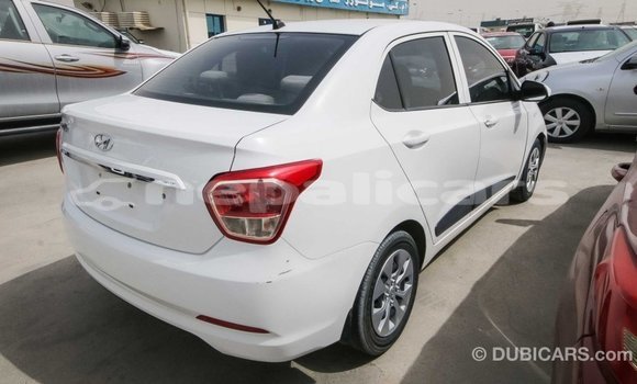 Buy Import Hyundai i10 White Car in Import - Dubai in Bagmati Buy Import Hyundai i10 White Car in Import - Dubai in Bagmati