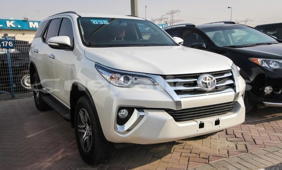 Buy Import Toyota Fortuner White Car in Import - Dubai in Bagmati Buy Import Toyota Fortuner White Car in Import - Dubai in Bagmati
