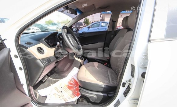 Buy Import Hyundai i10 White Car in Import - Dubai in Bagmati Buy Import Hyundai i10 White Car in Import - Dubai in Bagmati