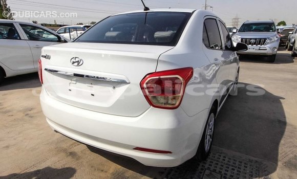 Buy Import Hyundai i10 White Car in Import - Dubai in Bagmati Buy Import Hyundai i10 White Car in Import - Dubai in Bagmati