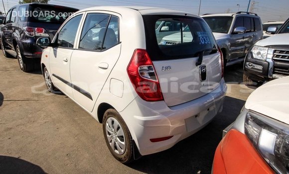 Buy Import Hyundai i10 White Car in Import - Dubai in Bagmati Buy Import Hyundai i10 White Car in Import - Dubai in Bagmati