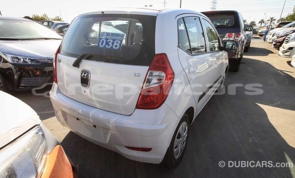 Buy Import Hyundai i10 White Car in Import - Dubai in Bagmati Buy Import Hyundai i10 White Car in Import - Dubai in Bagmati