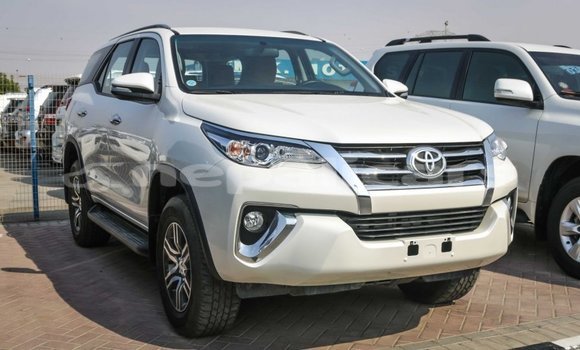 Buy Import Toyota Fortuner White Car in Import - Dubai in Bagmati Buy Import Toyota Fortuner White Car in Import - Dubai in Bagmati