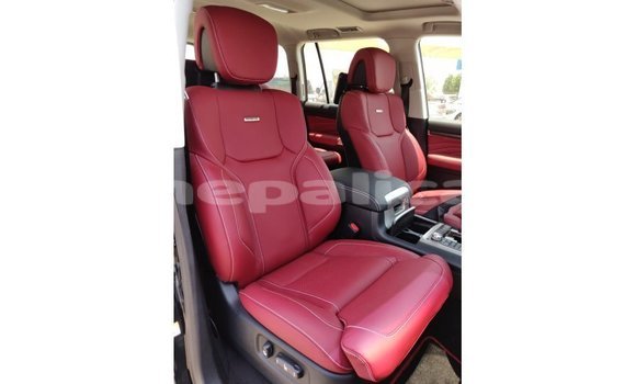 Buy Import Toyota Land Cruiser Black Car in Import - Dubai in Bagmati Buy Import Toyota Land Cruiser Black Car in Import - Dubai in Bagmati